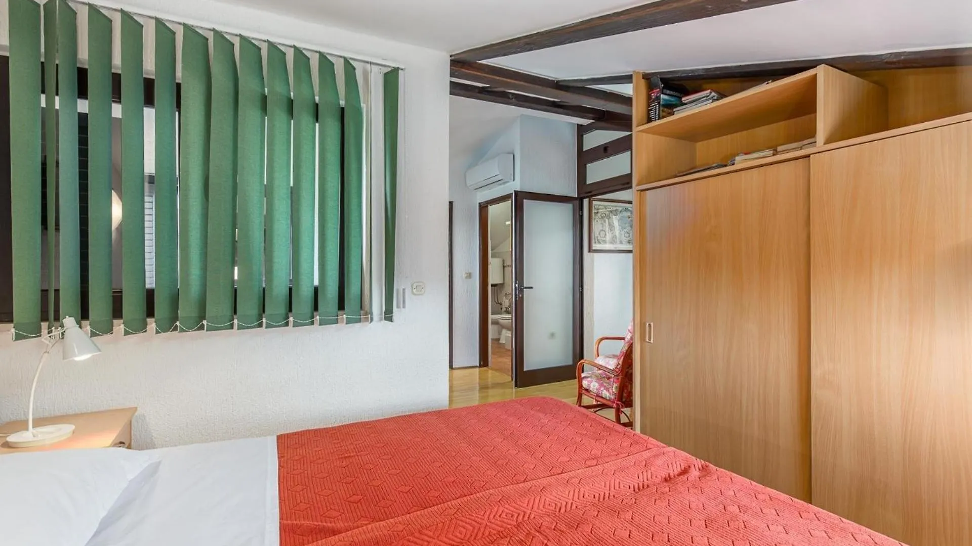 Ferienwohnung Fuer 6 Personen Ca 89 Qm In Njivice, Kvarner Bucht Krk Apartment