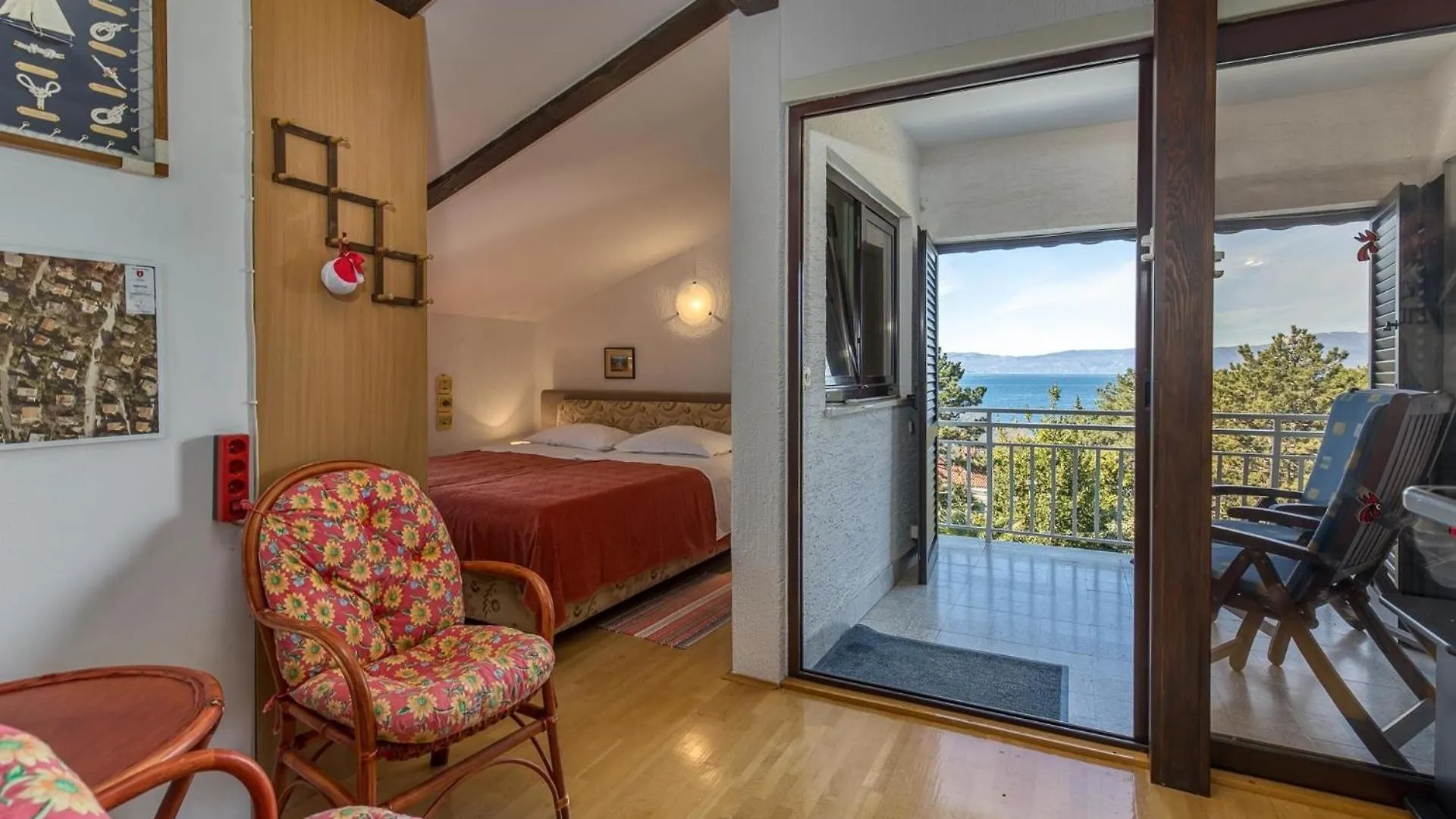 Apartment Ferienwohnung Fuer 6 Personen Ca 89 Qm In Njivice, Kvarner Bucht Krk