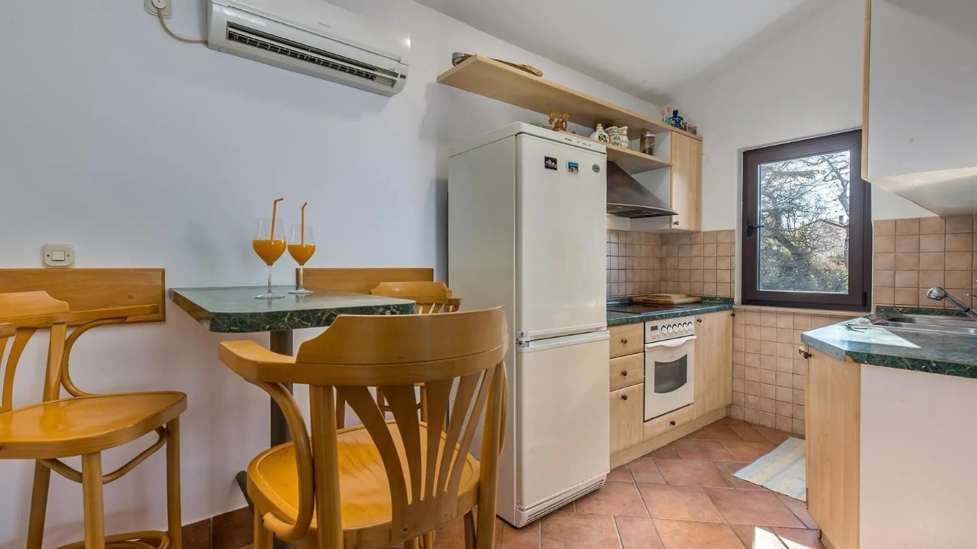 Ferienwohnung Fuer 6 Personen Ca 89 Qm In Njivice, Kvarner Bucht Krk 0*, Njivice